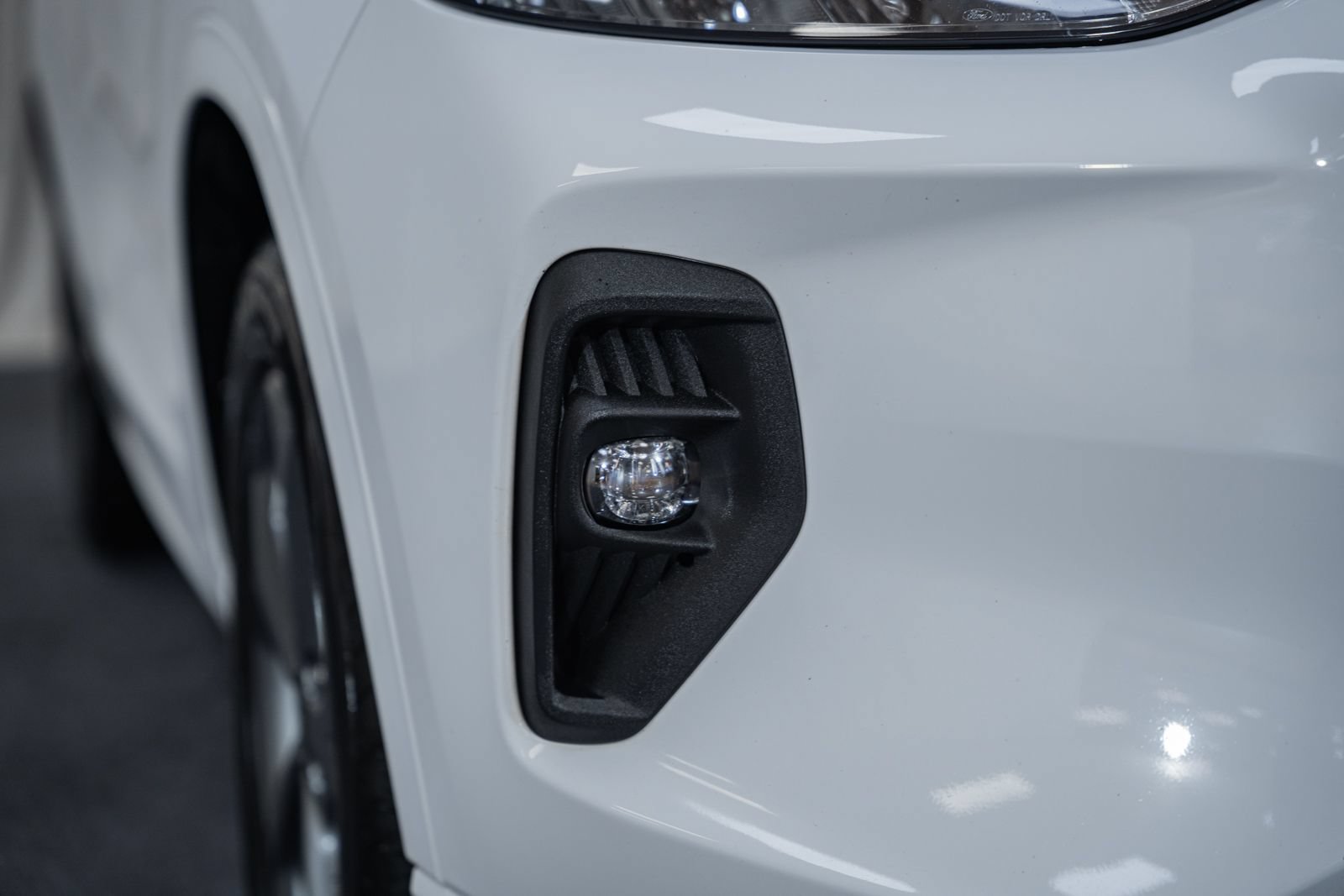 Certified 2023 Ford Escape ST-Line Select AWD/4WD image 13