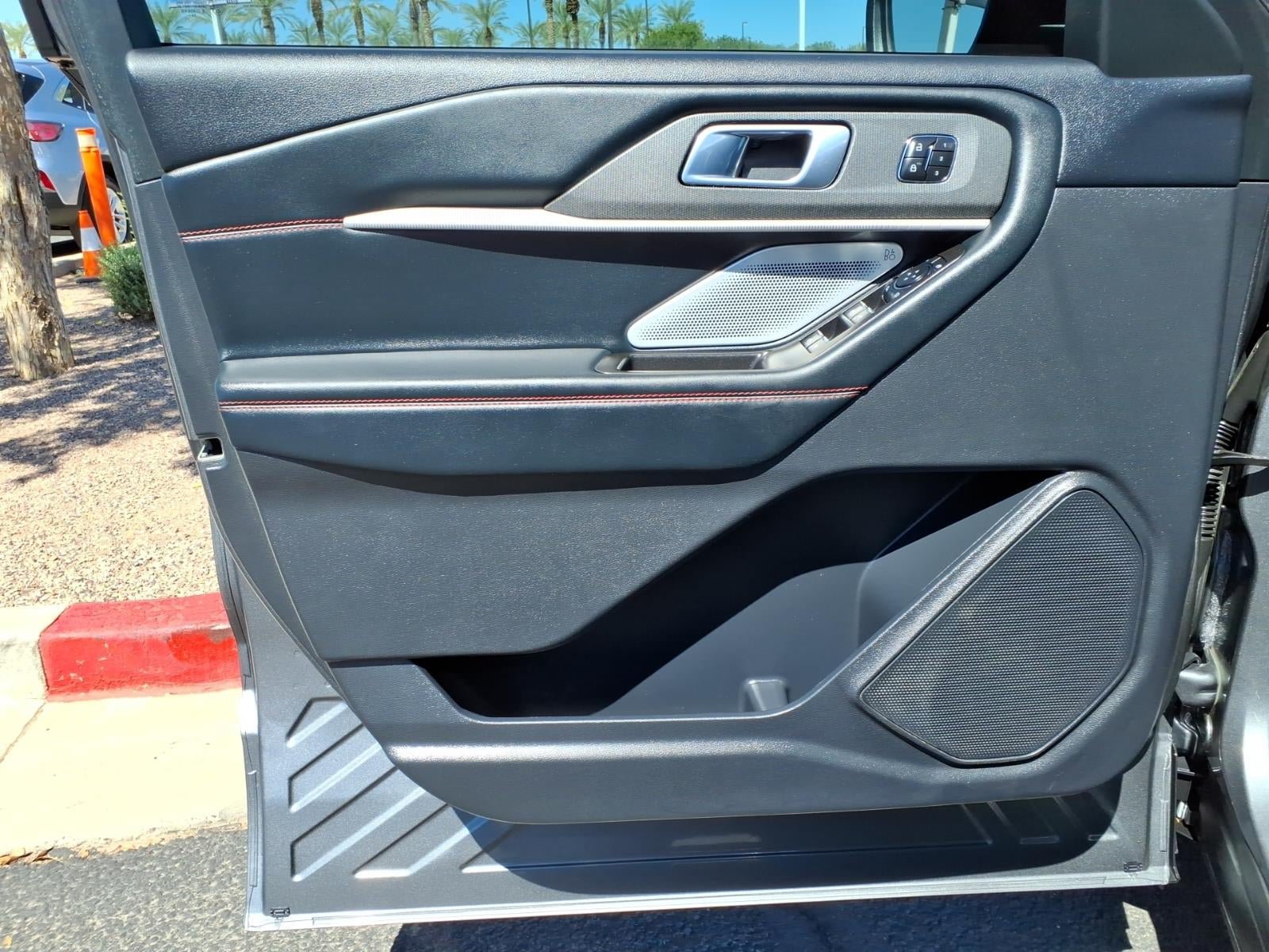 Certified 2025 Ford Explorer ST w/ Sun And Sound Package AWD/4WD image 21