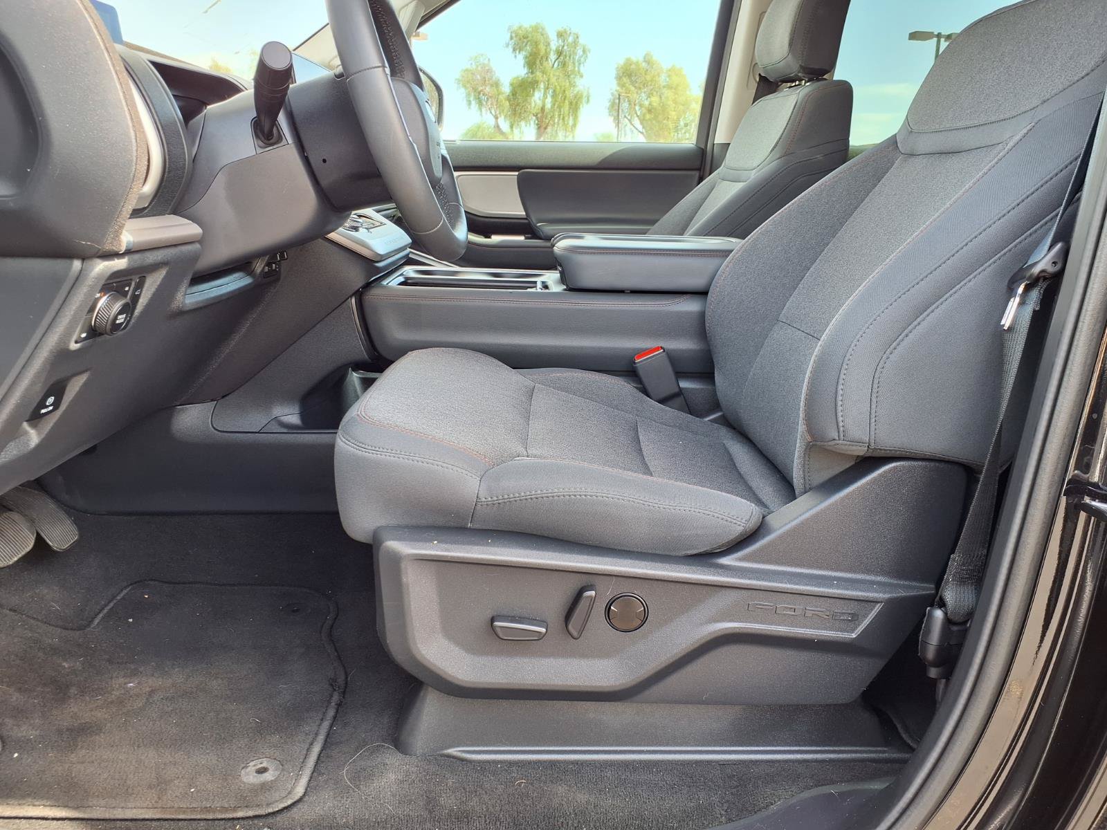 Certified 2025 Ford Expedition Max Active AWD/4WD image 24