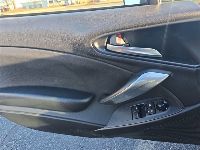 Used 2019 FIAT 124 Spider Abarth w/ Navigation & Sound Group image 13