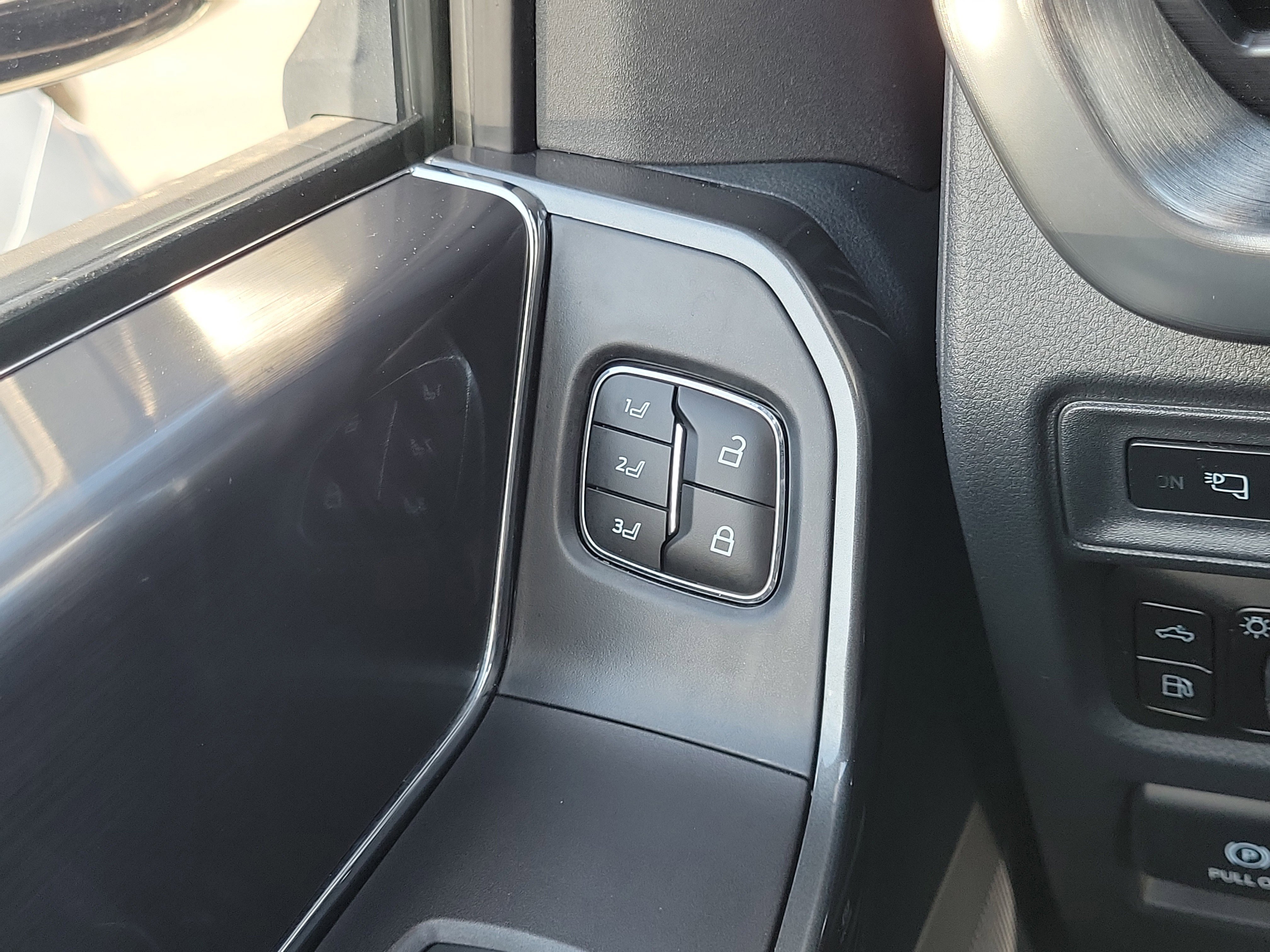 Certified 2023 Ford F150 Lariat w/ Max Trailer Tow Package image 24