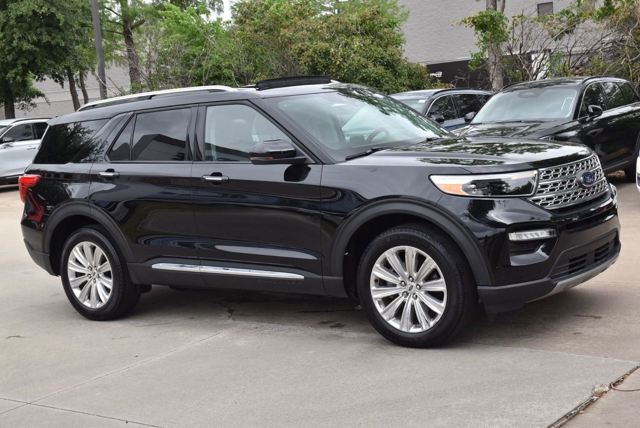 Certified 2024 Ford Explorer Limited w/ Limited Technology Package image 5