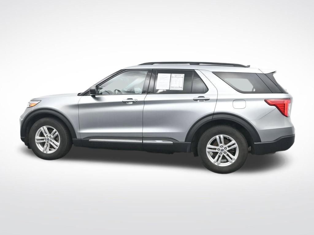 Certified 2024 Ford Explorer XLT w/ Equipment Group 202A image 10