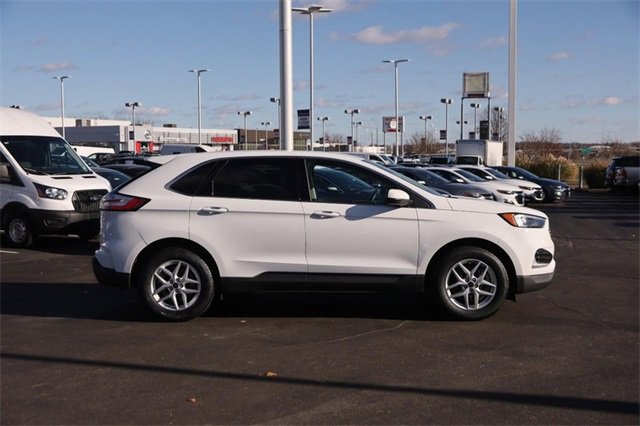 Certified 2024 Ford Edge SEL image 5