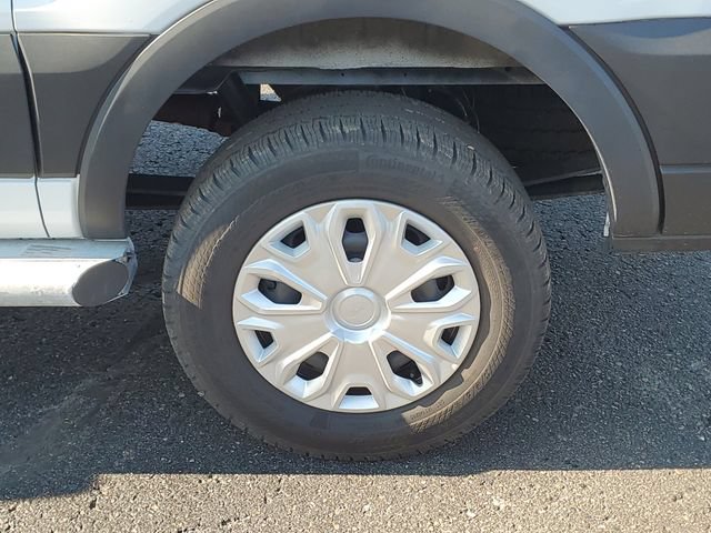 Certified 2025 Ford Transit 250 Low Roof w/ Exterior Upgrade Package RWD image 24