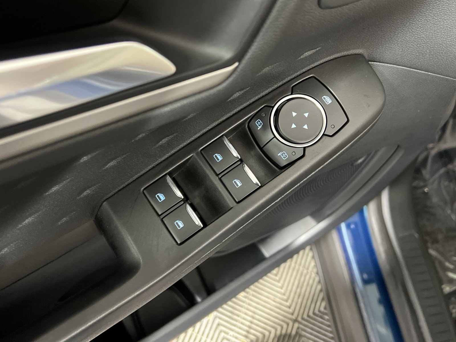 Certified 2020 Ford Escape SEL AWD/4WD image 15