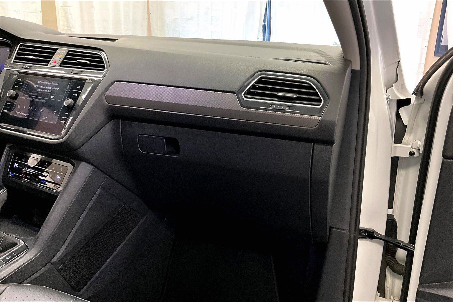 Used 2022 Volkswagen Tiguan SE image 15