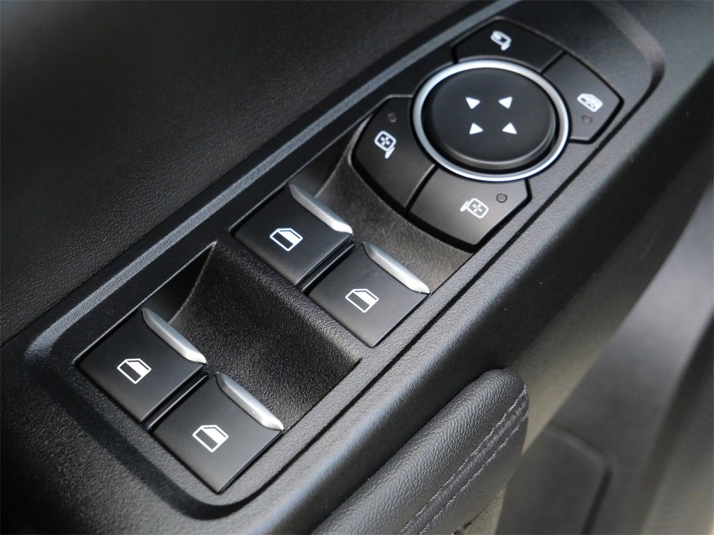 Certified 2025 Ford Ranger Lariat w/ Black Appearance Package image 17