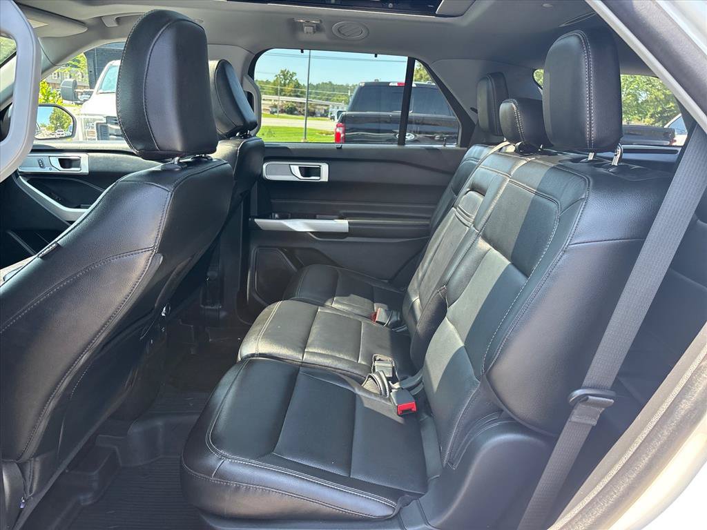 Certified 2023 Ford Explorer Limited AWD/4WD image 16