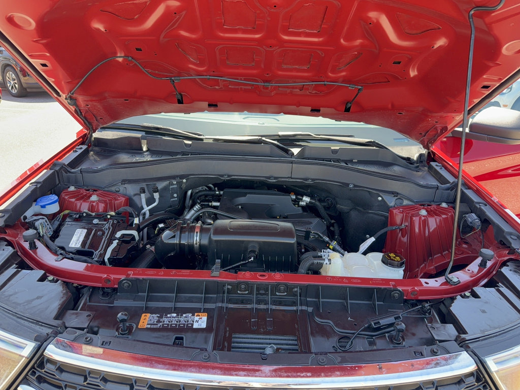 Certified 2020 Ford Explorer XLT w/ Equipment Group 202A image 36