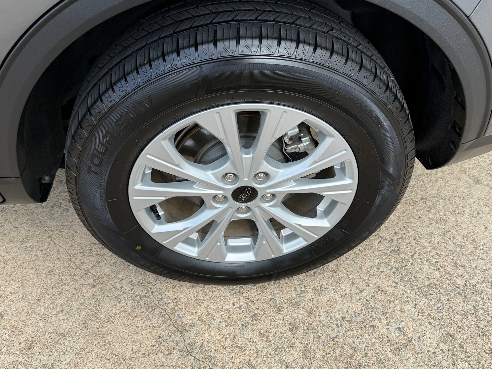 Certified 2025 Ford Escape Active AWD/4WD image 9