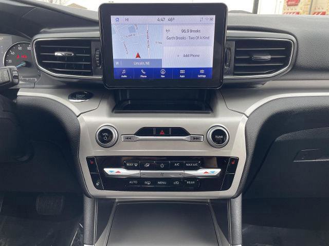 Certified 2022 Ford Explorer XLT w/ Equipment Group 202A image 23