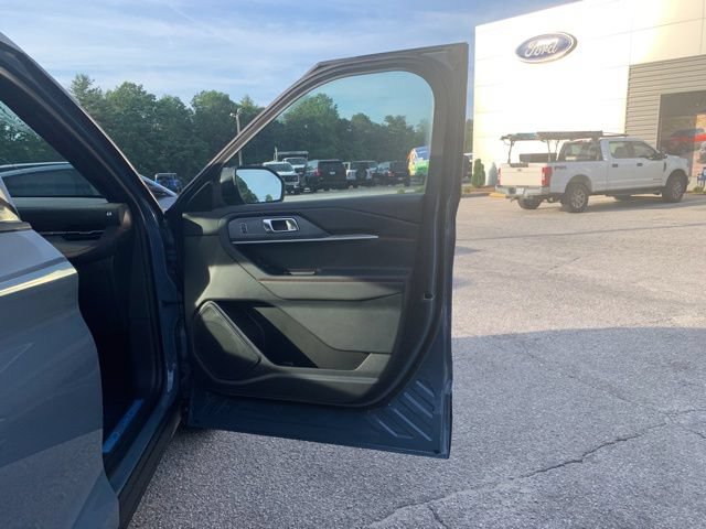 Certified 2026 Ford Explorer ST-Line w/ ST-Line Street Pack AWD/4WD image 16