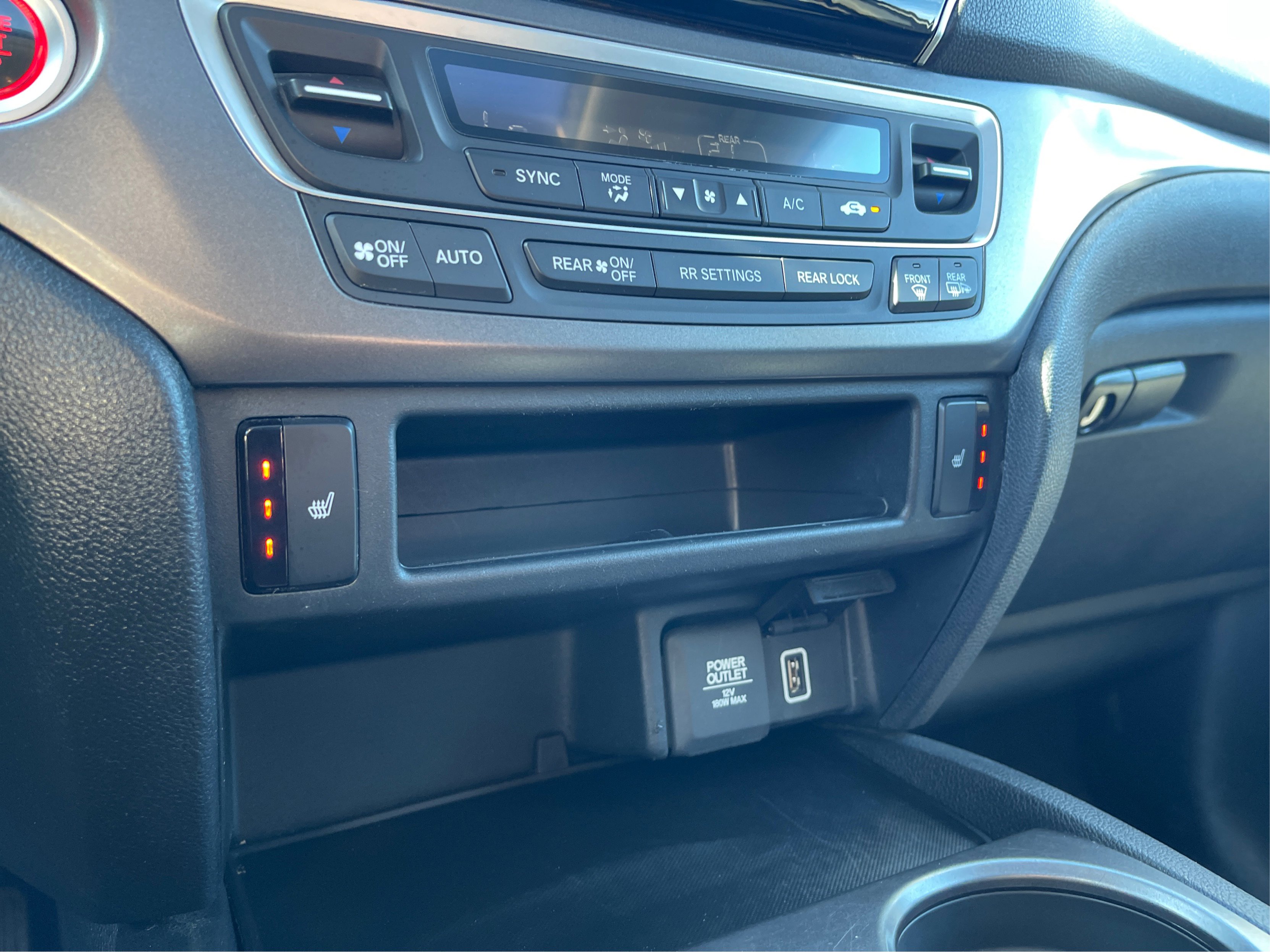 Used 2022 Honda Pilot Black Edition image 33