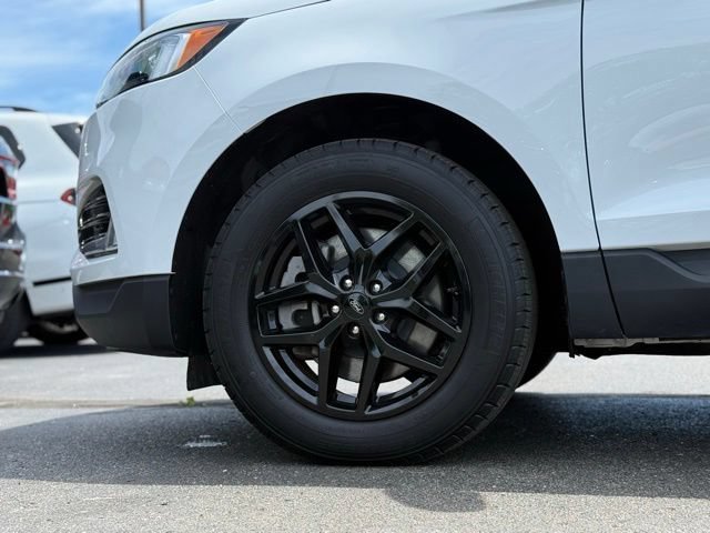 Certified 2024 Ford Edge SEL w/ Convenience Package AWD/4WD image 44