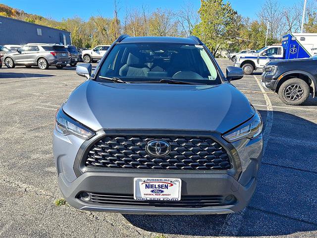 Used 2023 Toyota Corolla Cross LE AWD/4WD image 28