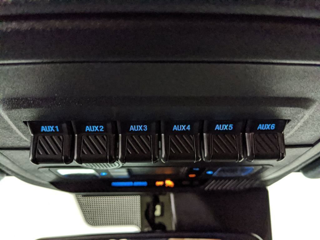 Certified 2024 Ford Bronco Outer Banks AWD/4WD image 8