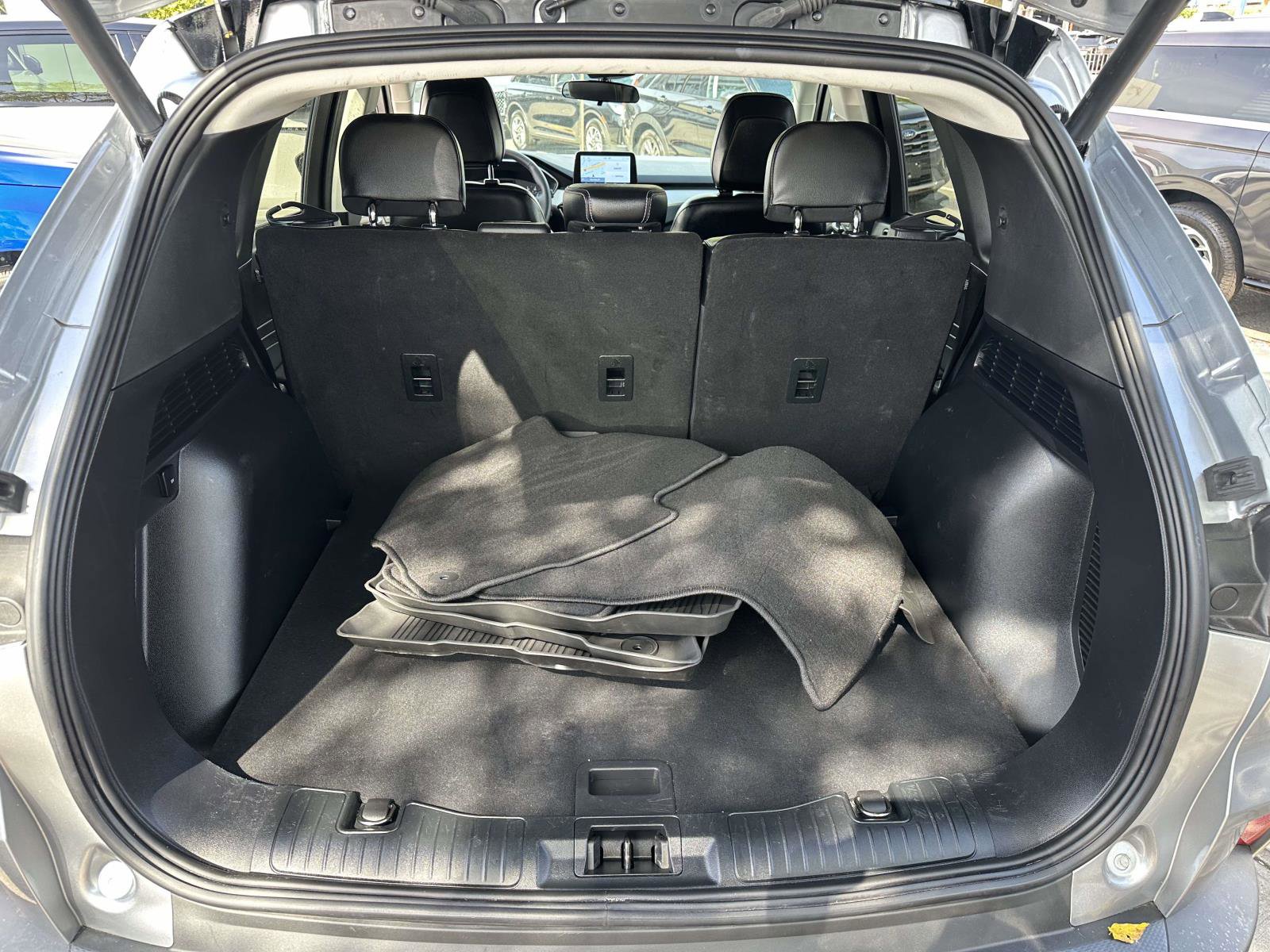 Certified 2022 Ford Escape SEL image 10