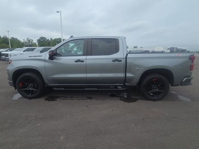 Used 2023 Chevrolet Silverado 1500 RST w/ Redline Edition AWD/4WD image 12
