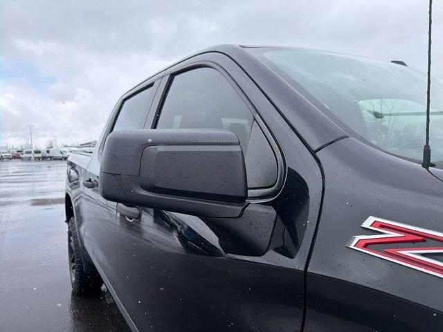 Used 2019 Chevrolet Silverado 1500 Custom Trail Boss w/ Custom Convenience Package image 8