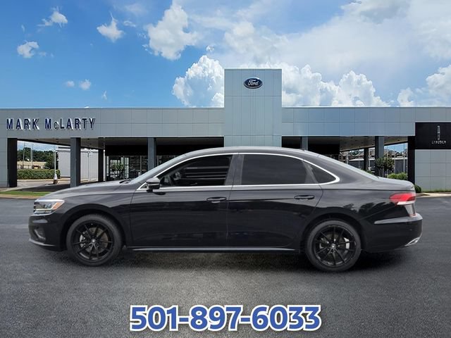 Used 2020 Volkswagen Passat 2.0T SEL FWD image 2