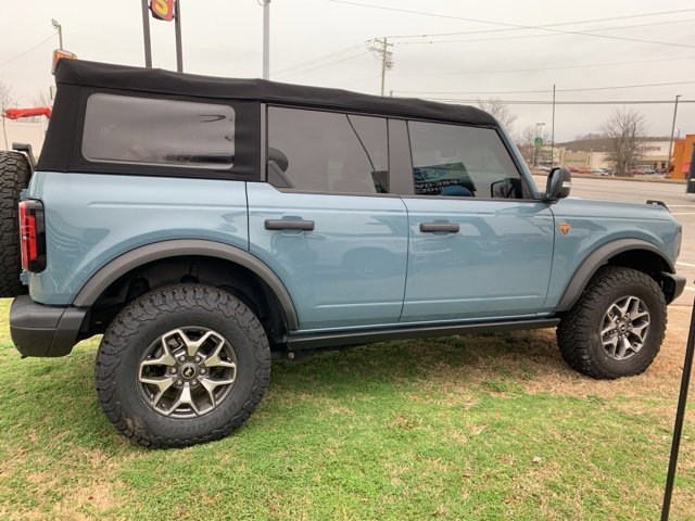 Certified 2022 Ford Bronco Badlands image 5
