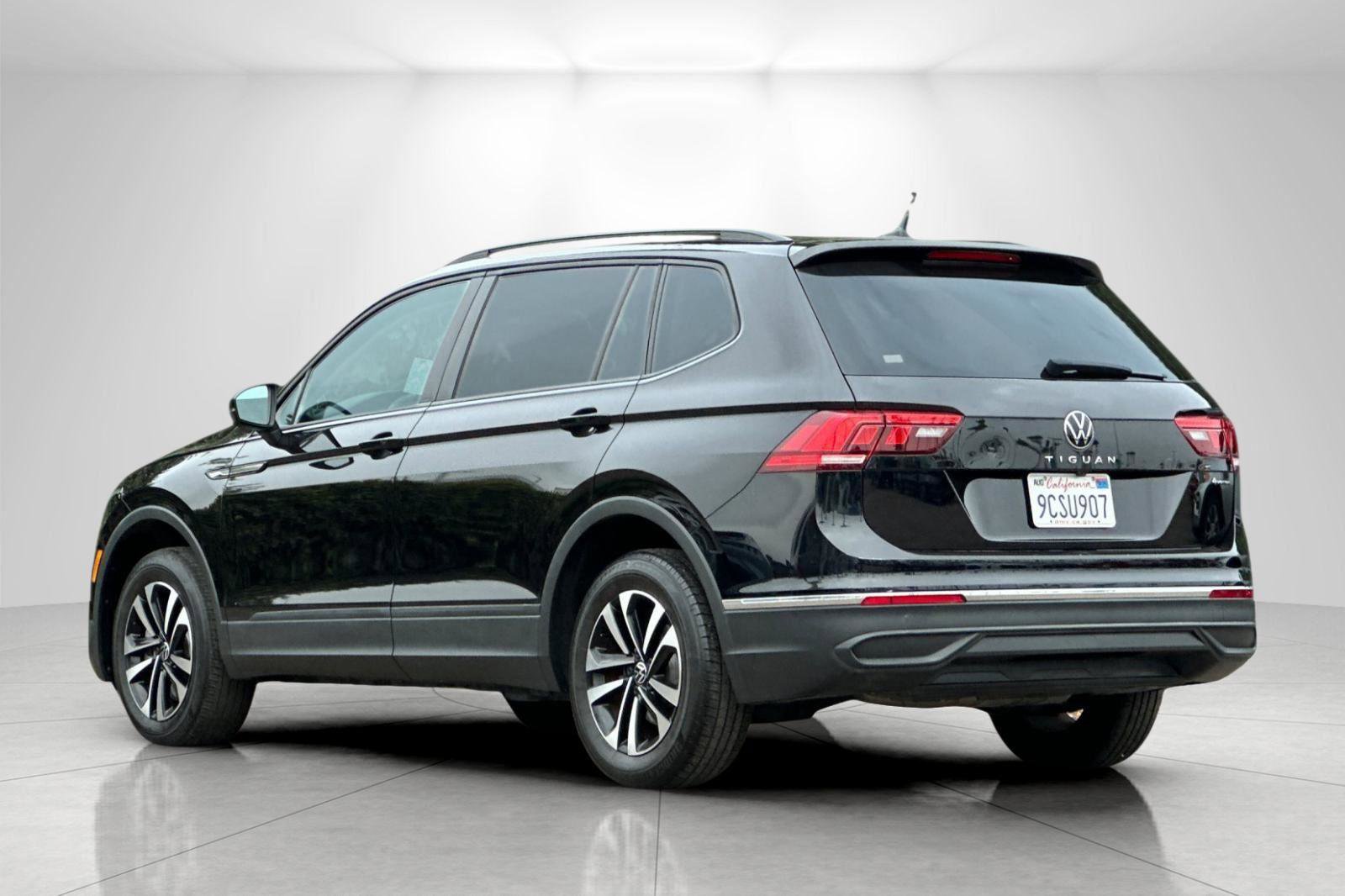 Used 2022 Volkswagen Tiguan S image 5