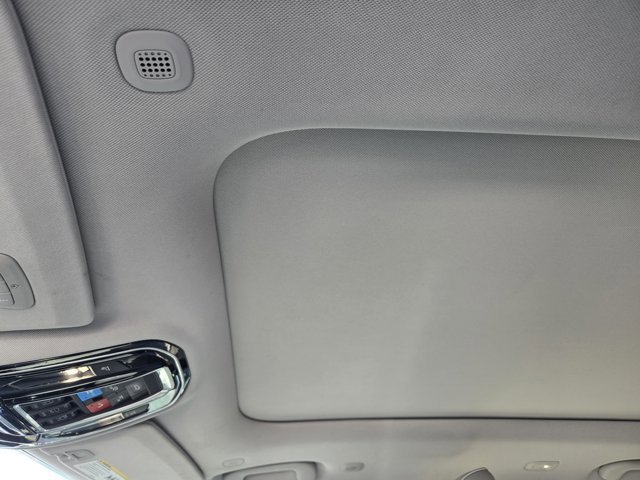 Used 2022 Jeep Grand Cherokee L Overland w/ Advanced Protech Group III image 23