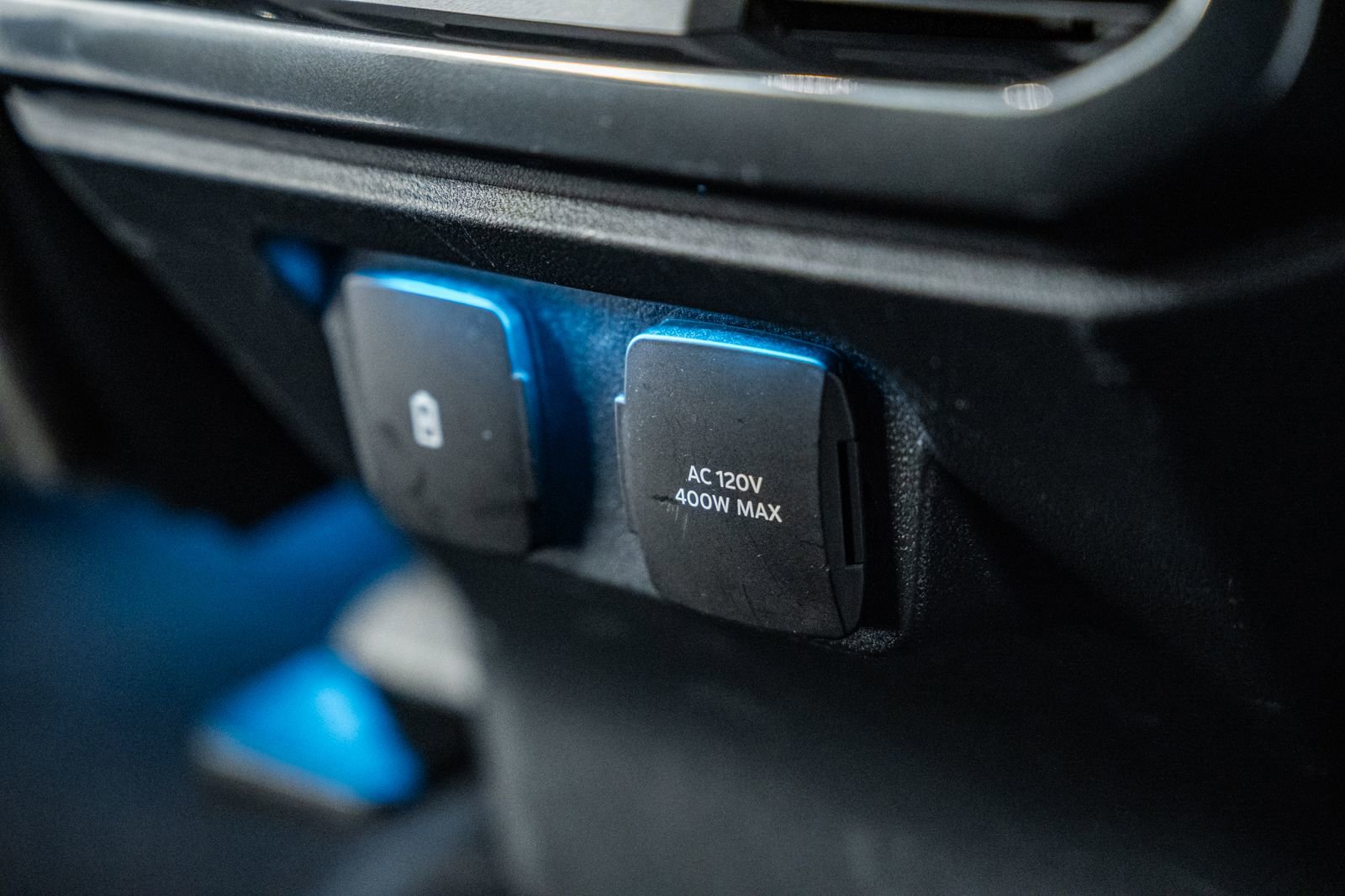 Certified 2023 Ford F150 Lariat w/ Equipment Group 502A High image 41