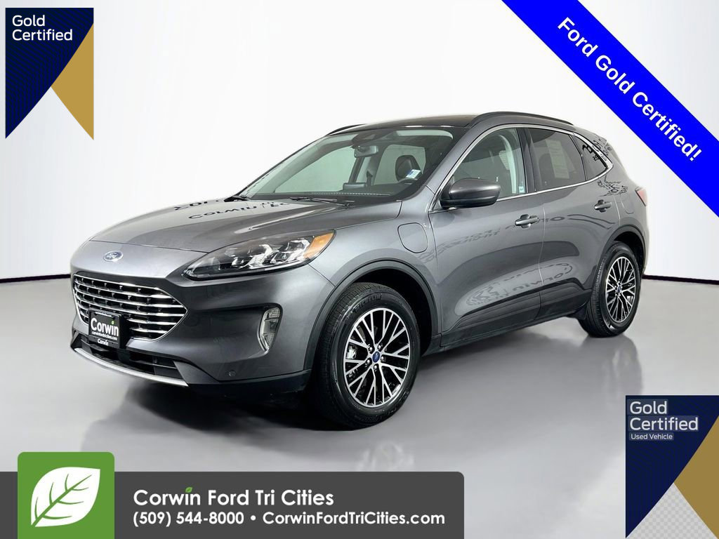 Certified 2022 Ford Escape Titanium w/ Class II Trailer Tow Package