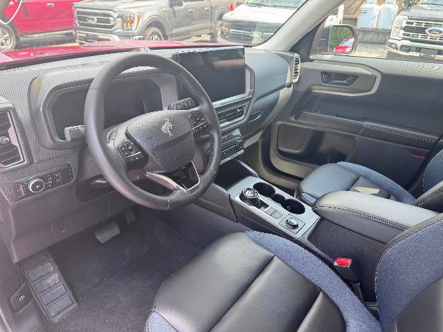 Certified 2025 Ford Bronco Sport Outer Banks w/ Outer Banks Tech Package+ AWD/4WD image 9