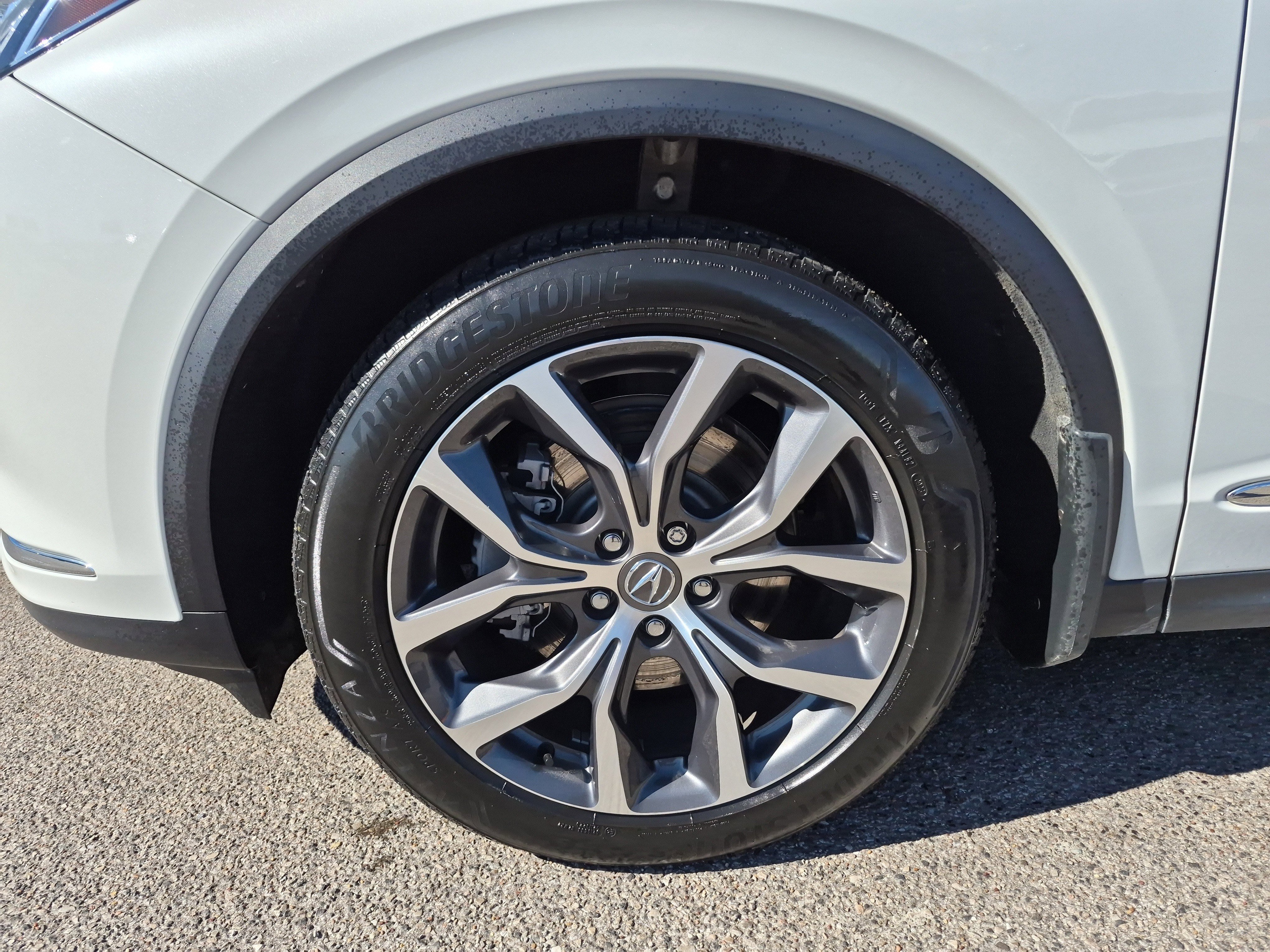 Used 2023 Acura MDX SH-AWD w/ Technology Package image 7