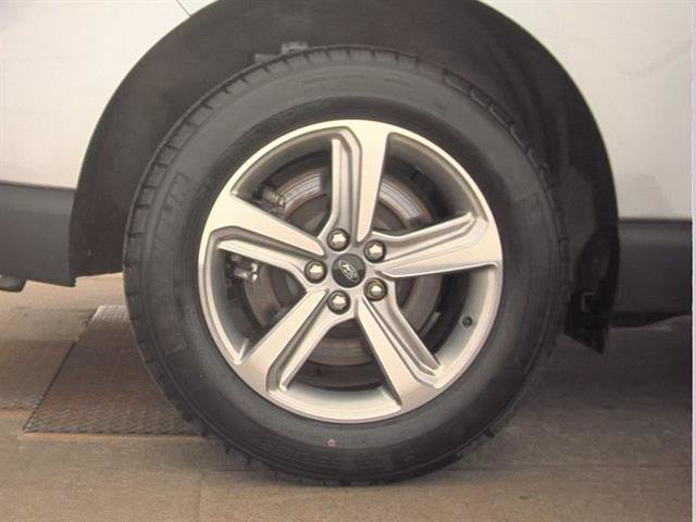 Certified 2024 Ford Edge SEL w/ Convenience Package AWD/4WD image 9