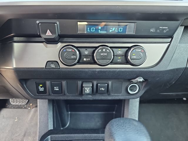 Used 2022 Toyota Tacoma SR5 w/ Technology Package RWD image 21