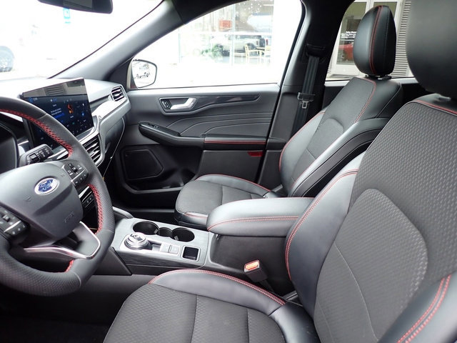 Certified 2023 Ford Escape ST-Line w/ Tech Pack #1 image 14