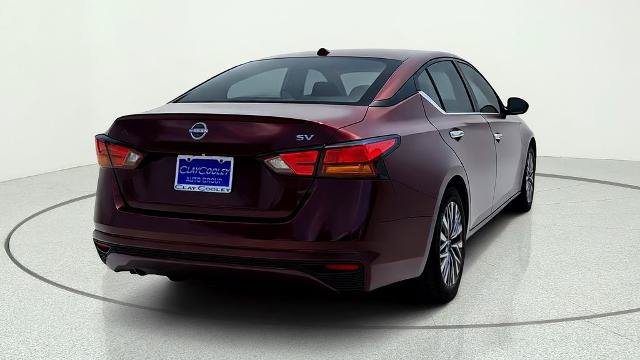Used 2024 Nissan Altima 2.5 SV FWD image 7