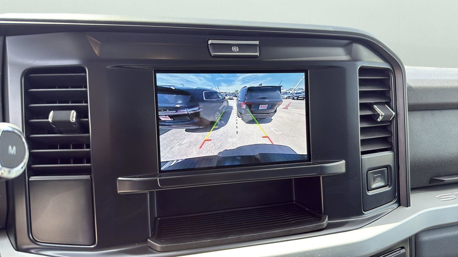 Certified 2025 Ford F350 XLT AWD/4WD image 19