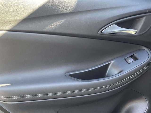 Used 2021 Buick Encore GX Select w/ Sport Touring Package image 61