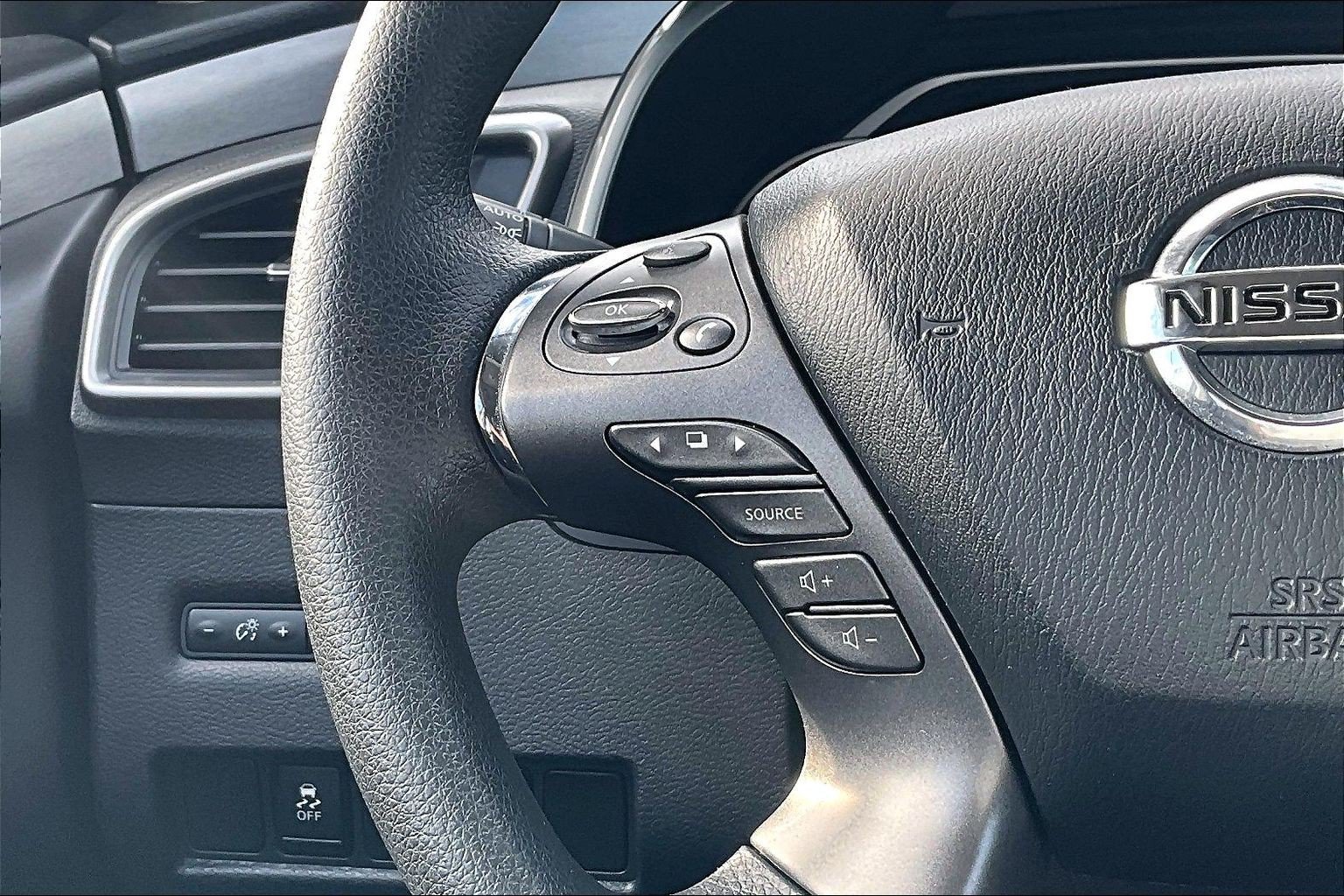Used 2021 Nissan Murano S AWD/4WD image 11
