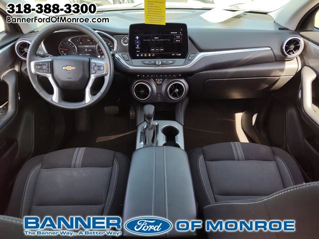 Used 2023 Chevrolet Blazer LT FWD image 20