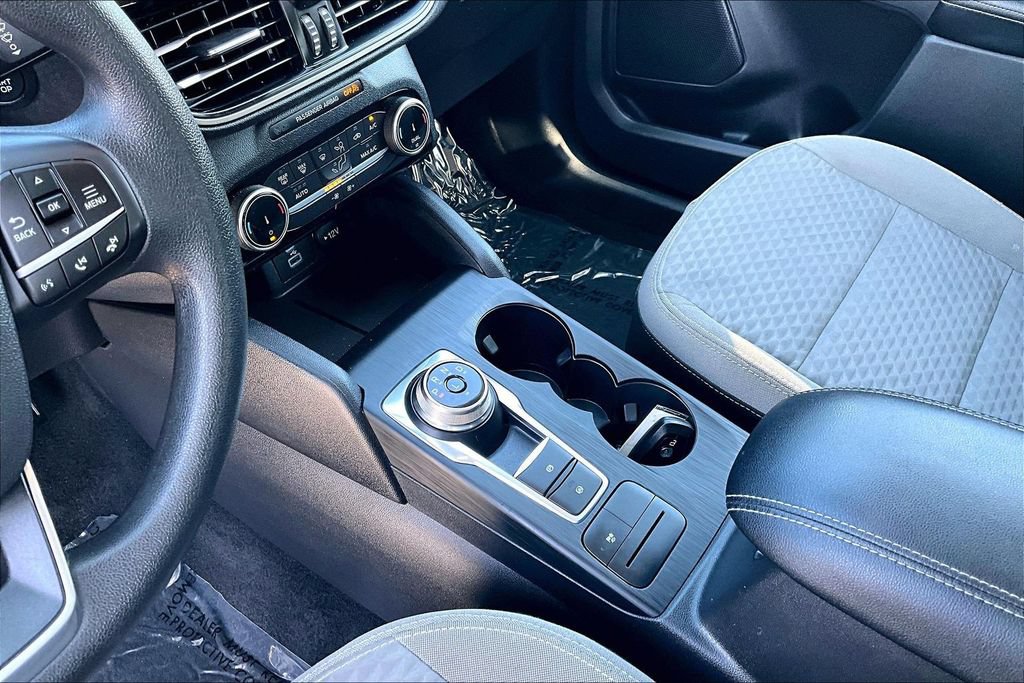 Certified 2022 Ford Escape SE FWD image 15