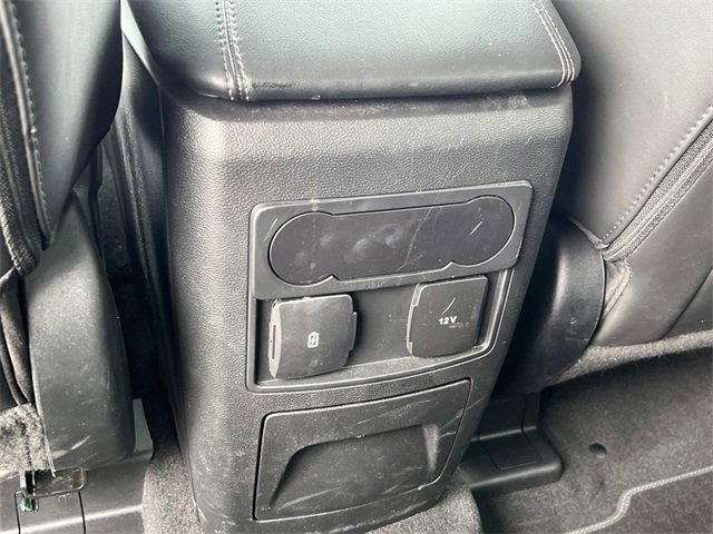 Certified 2022 Ford Explorer XLT w/ Equipment Group 202A image 16