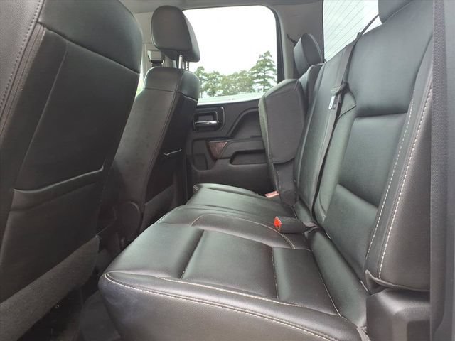 Used 2018 GMC Sierra 2500 SLE w/ HD SLE Preferred Plus Package AWD/4WD image 16