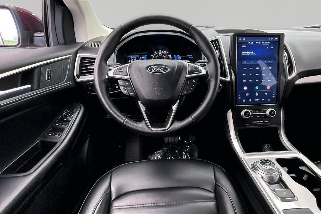 Certified 2024 Ford Edge SEL w/ Convenience Package AWD/4WD image 5