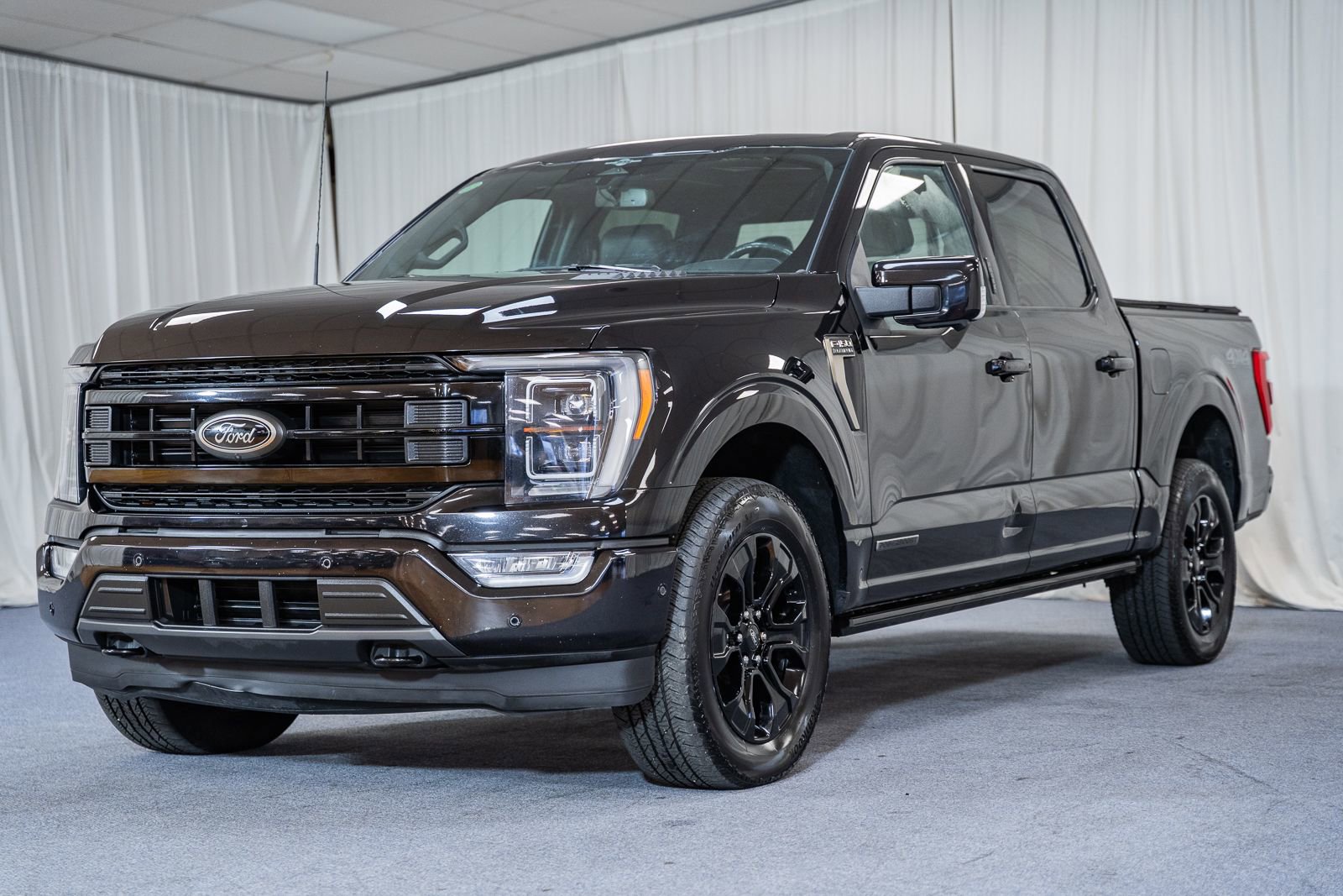 Certified 2023 Ford F150 Platinum w/ Equipment Group 701A High image 3