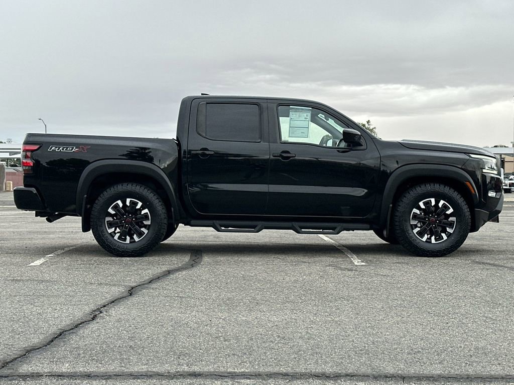 Used 2023 Nissan Frontier Pro-X w/ Tow Package RWD image 2