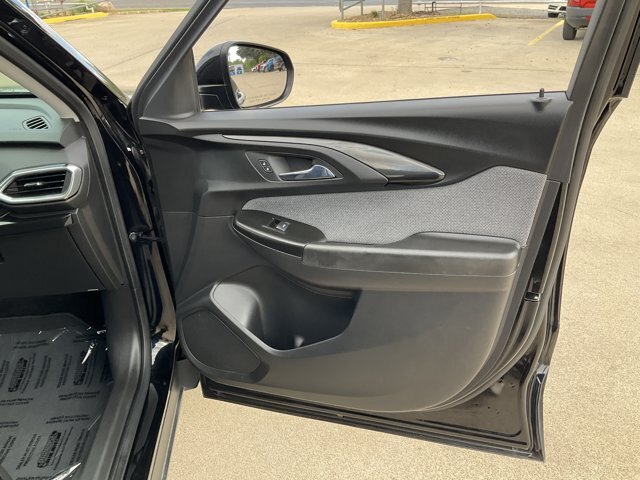 Used 2023 Chevrolet TrailBlazer LT w/ Convenience Package FWD image 19