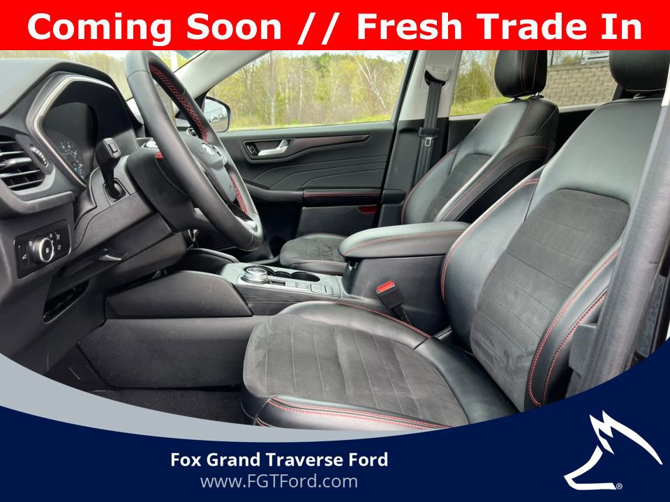 Certified 2022 Ford Escape SEL w/ SEL Stealth AWD Package image 3