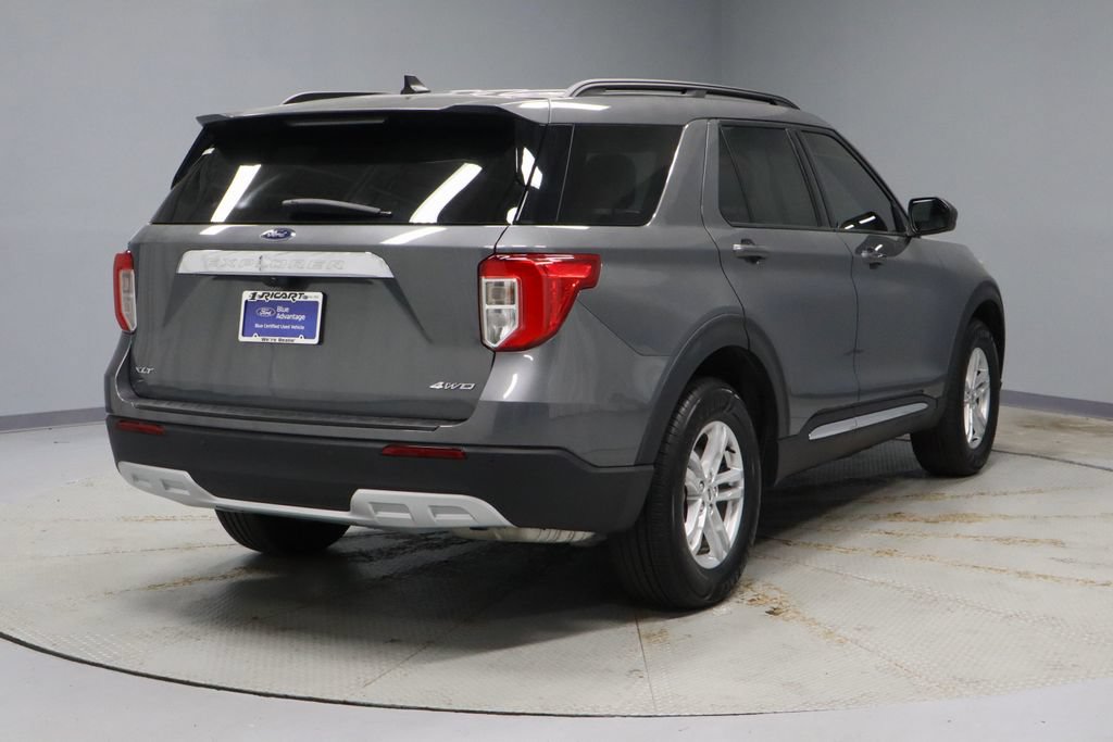 Certified 2024 Ford Explorer XLT w/ Equipment Group 202A AWD/4WD image 11