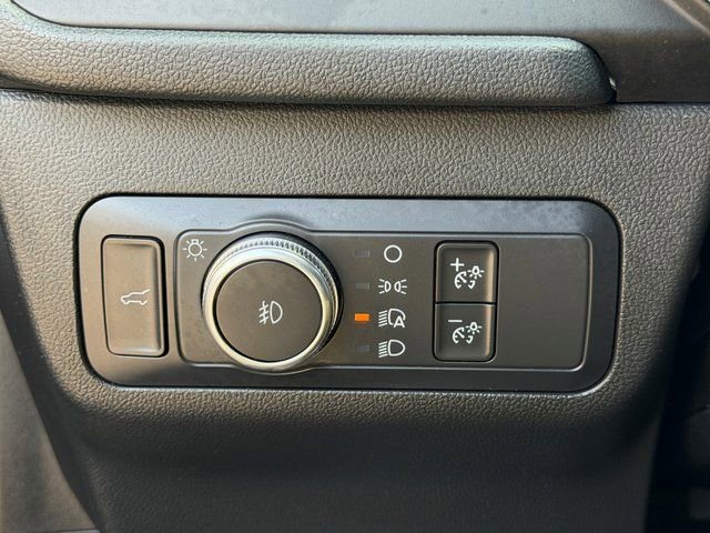 Certified 2020 Ford Escape Titanium AWD/4WD image 23